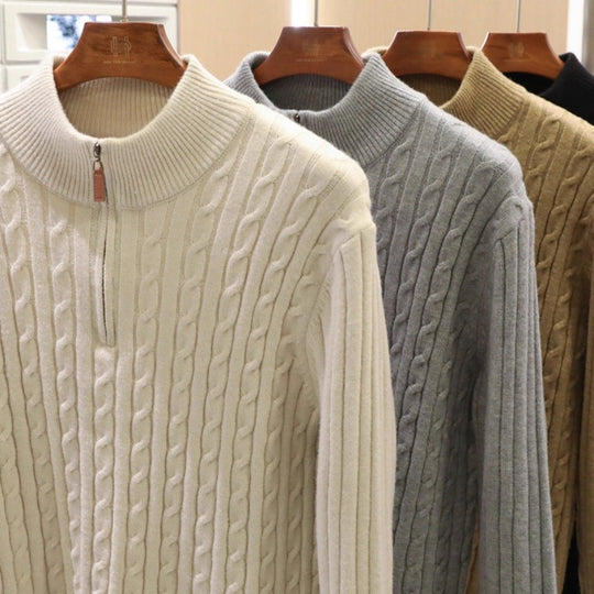 Herren Feinstrick-Pullover mit Zopfmuster und Halbzip-Stehkragen Nord Taschen
