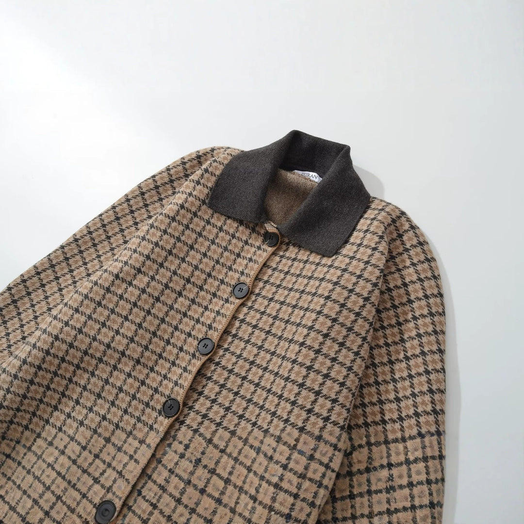 Damen Kurzgeschnittene Karo-Übergangsjacke mit kastiger Silhouette und Kontrastkragen Nord Taschen