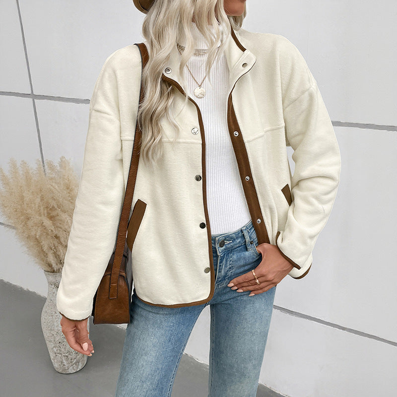 Damen Kuschelige Damenjacke mit kontrastierenden Details Nord Taschen