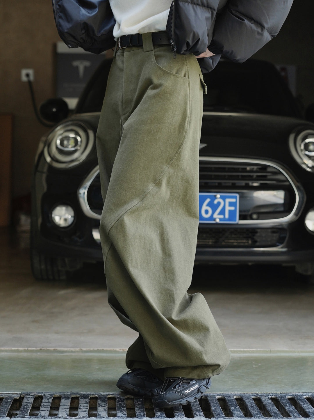 Damen Weite High‑Waist Cargo-Baggy-Hose mit aufgesetzter Klappentasche Nord Taschen