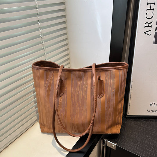 Damen große Shopper-Tasche mit innovativer Wellenstruktur Nord Taschen