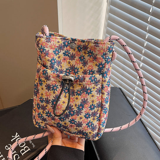 Damen Crossbody-Tasche mit einzigartigem floralem Design Nord Taschen