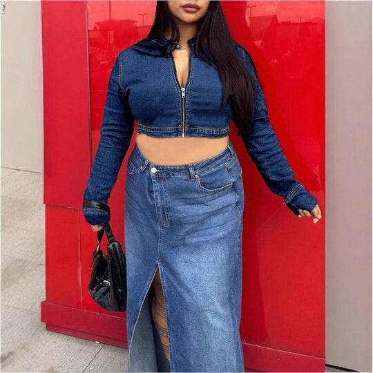 Damen Cropped-Denim-Hoodie mit Reißverschluss und High-Waist Midirock mit Frontschlitz Nord Taschen