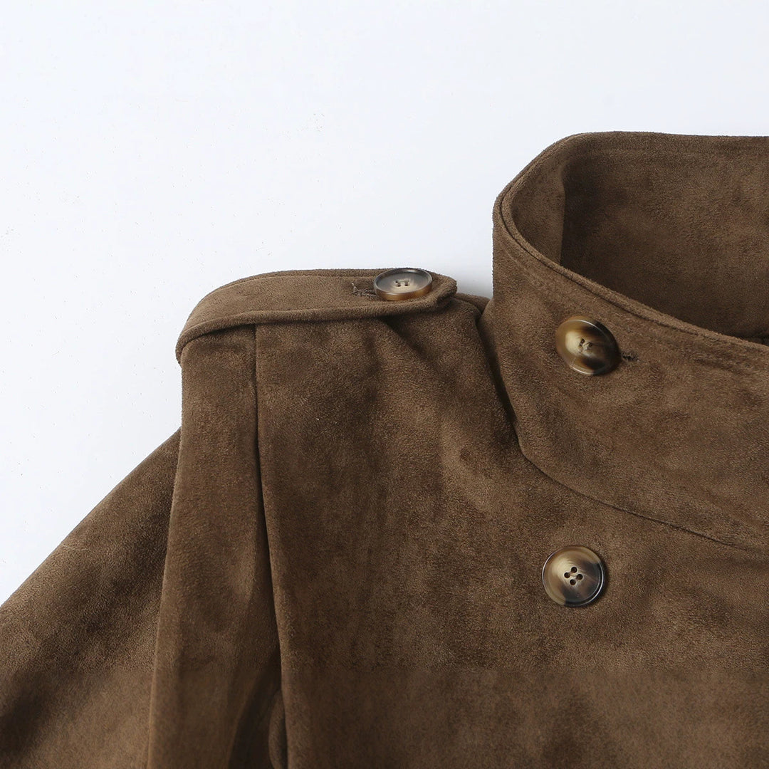 Damen Kurze Doppelreihige Velourslederjacke mit Stehkragen und Epauletten Nord Taschen
