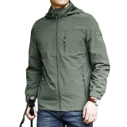 Herren Leichte Softshell-Outdoorjacke mit Kapuze und wasserabweisender Membran sowie Brusttasche Nord Taschen