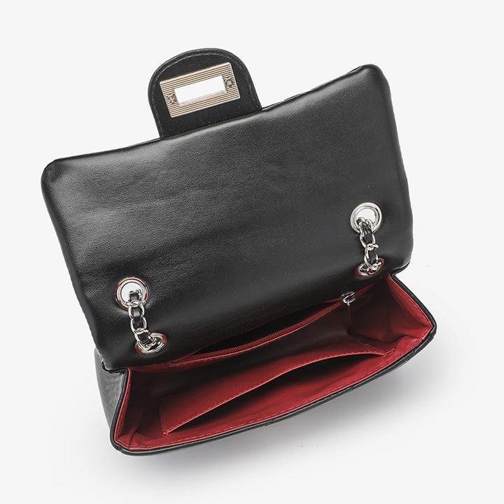 Damen Umhängetasche mit luxuriösem Wickel-Design und schickem Kettenverschluss Nord Taschen