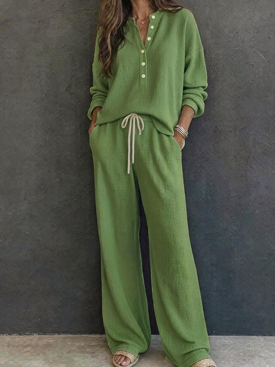 Damen Waffelstrick-Loungewear-Set mit Henley-Oberteil und weiter Kordelbundhose Nord Taschen
