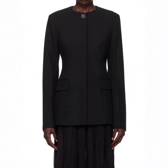 Damen taillierter Einreiher-Blazer mit Rundhalsausschnitt, verdeckter Knopfleiste und Pattentaschen Nord Taschen