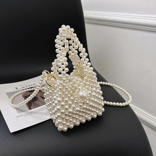 Damen Clutch-Tasche mit perlensynthetischer Oberfläche und dekorativem Verschluss Nord Taschen