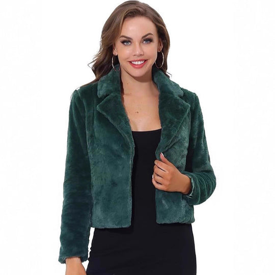 Damen Kurzblouson aus samtigem Faux‑Fur mit fallendem Revers und figurfreundlichem Cropped‑Schnitt Nord Taschen
