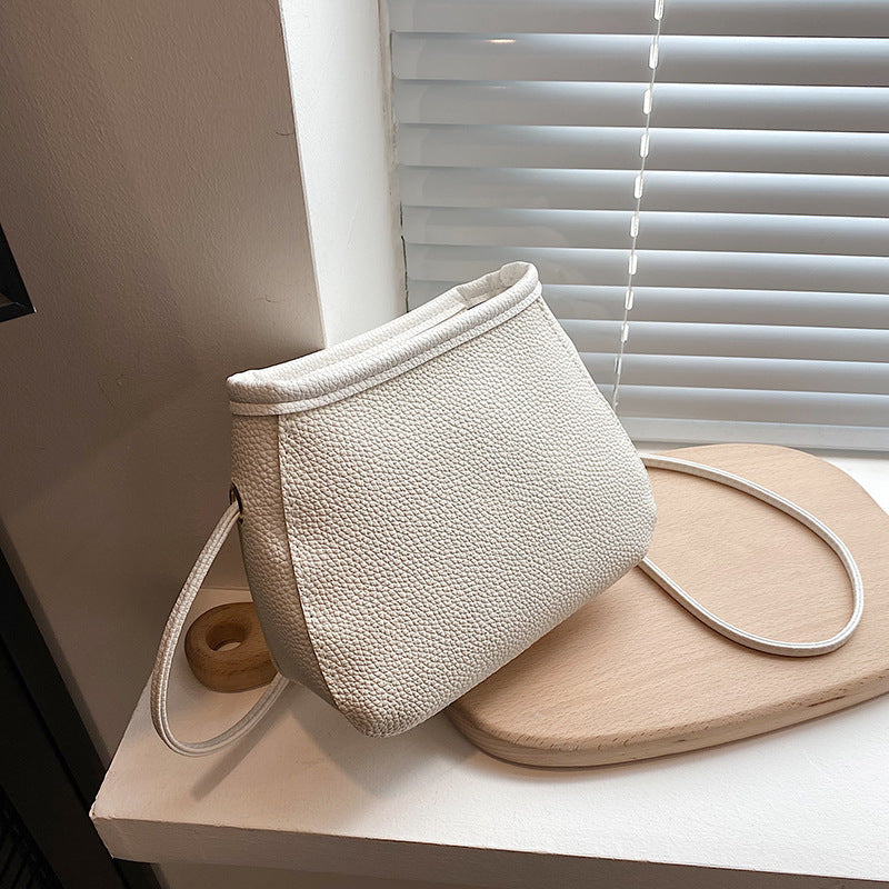 Damen Umhängetasche mit strukturiertem Kunstleder und abnehmbarem Schulterriemen Nord Taschen