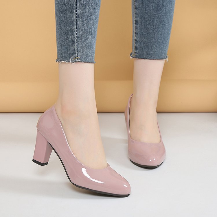 Damen klassische Pumps mit elegantem Glanz und bequemen Blockabsatz Nord Taschen
