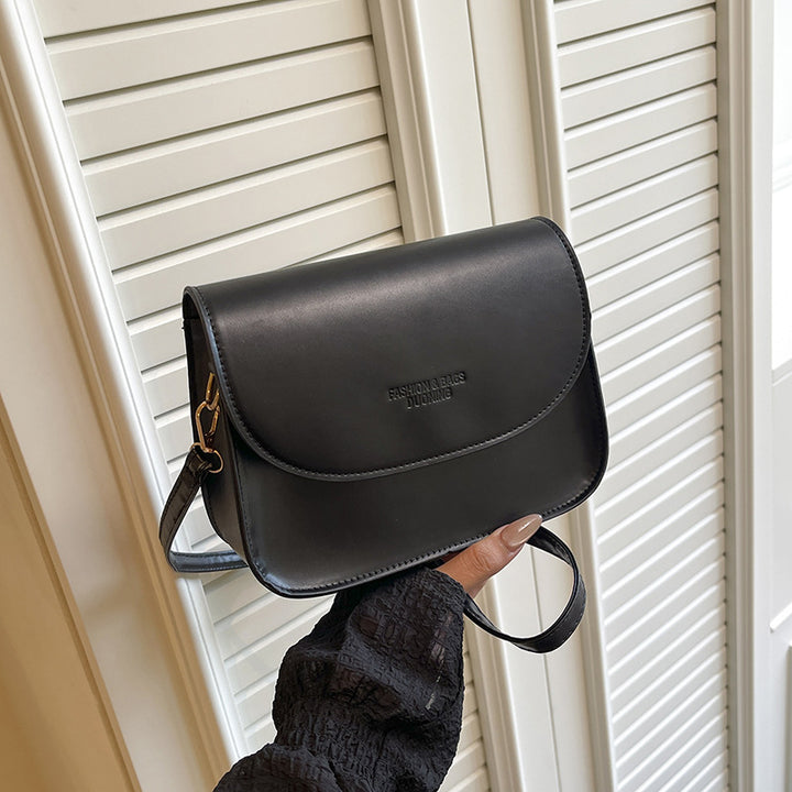 Damen elegante Umhängetasche mit praktischer Klappöffnung und geschmeidigem Design Nord Taschen