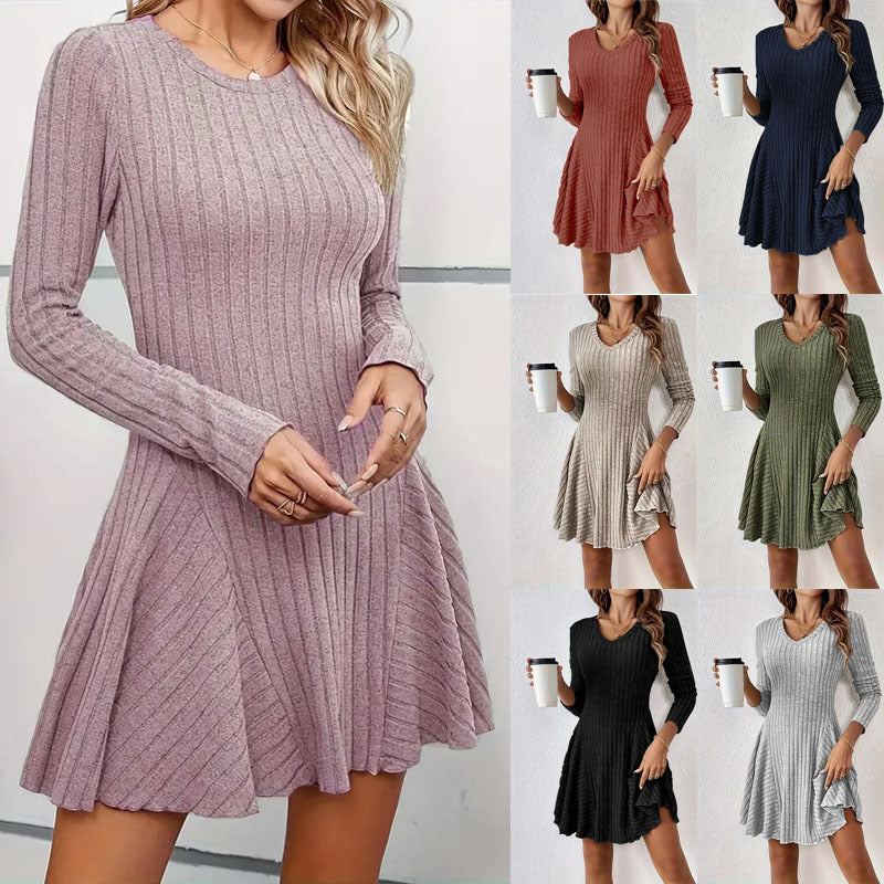 Damen Geripptes V-Ausschnitt-Minikleid mit ausgestelltem Rock und Eingrifftaschen Nord Taschen