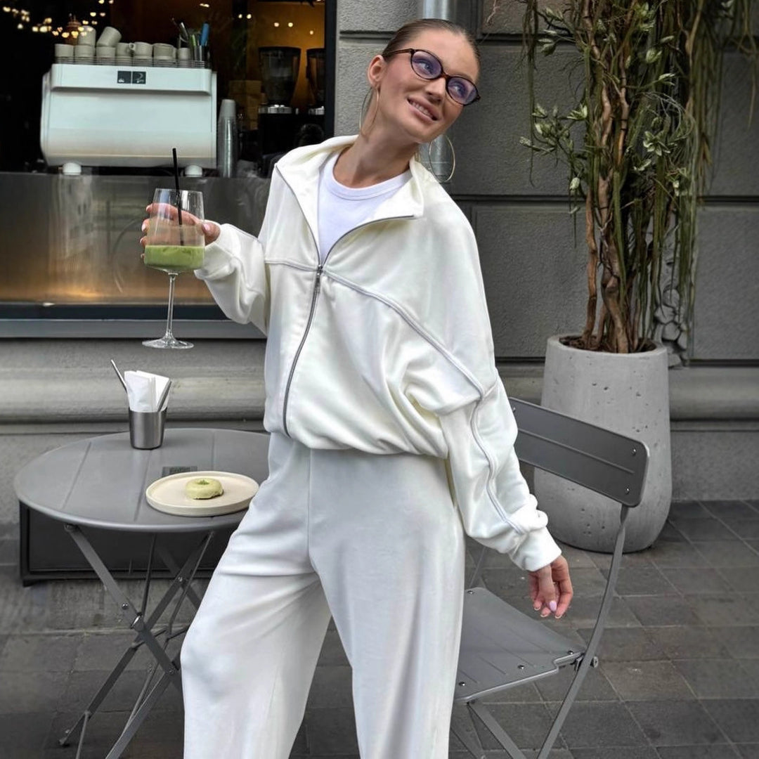 Damen moderne Velours-Zweiteiler mit kurzem Stehkragen-Zip und fließender hochgeschnittener Palazzohose Nord Taschen