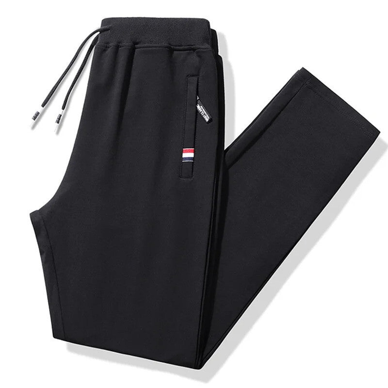 Herren Tapered-Jogginghose mit Tunnelzug, Reißverschlusstasche & Rippbündchen Nord Taschen
