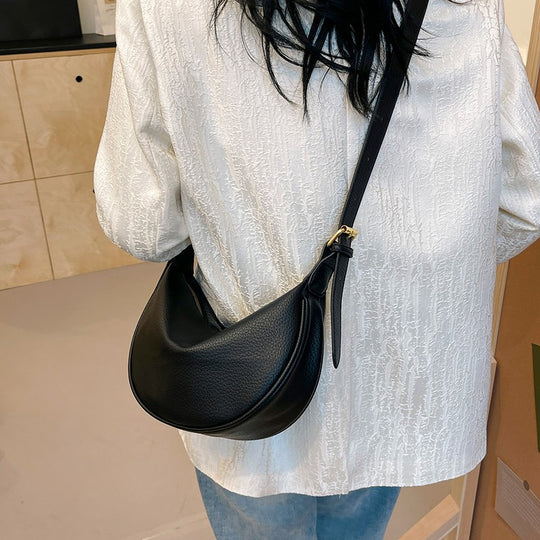 Damen moderne Umhängetasche aus hochwertigem Leder mit elegantem Reißverschluss Nord Taschen