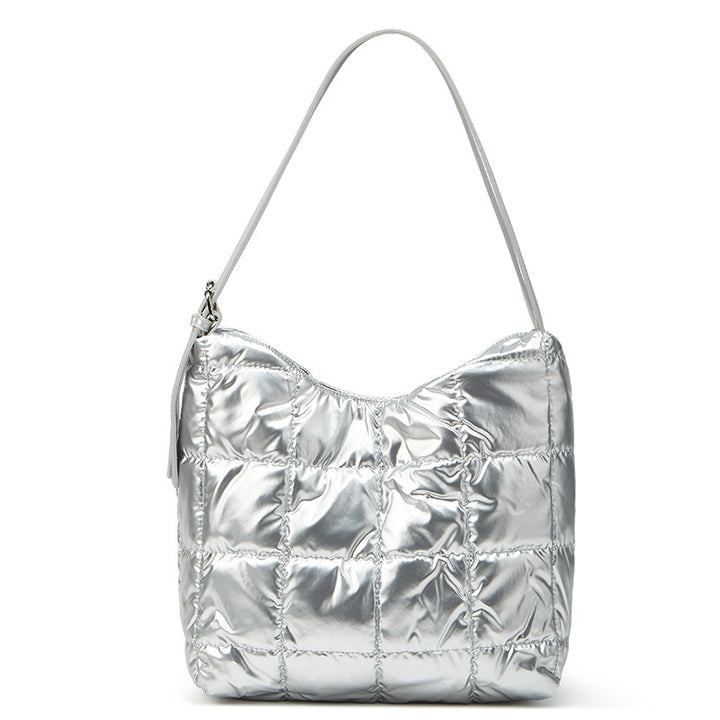 Damen Hobo-Tasche aus glänzendem Kunstleder mit stilvollem Steppmuster Nord Taschen