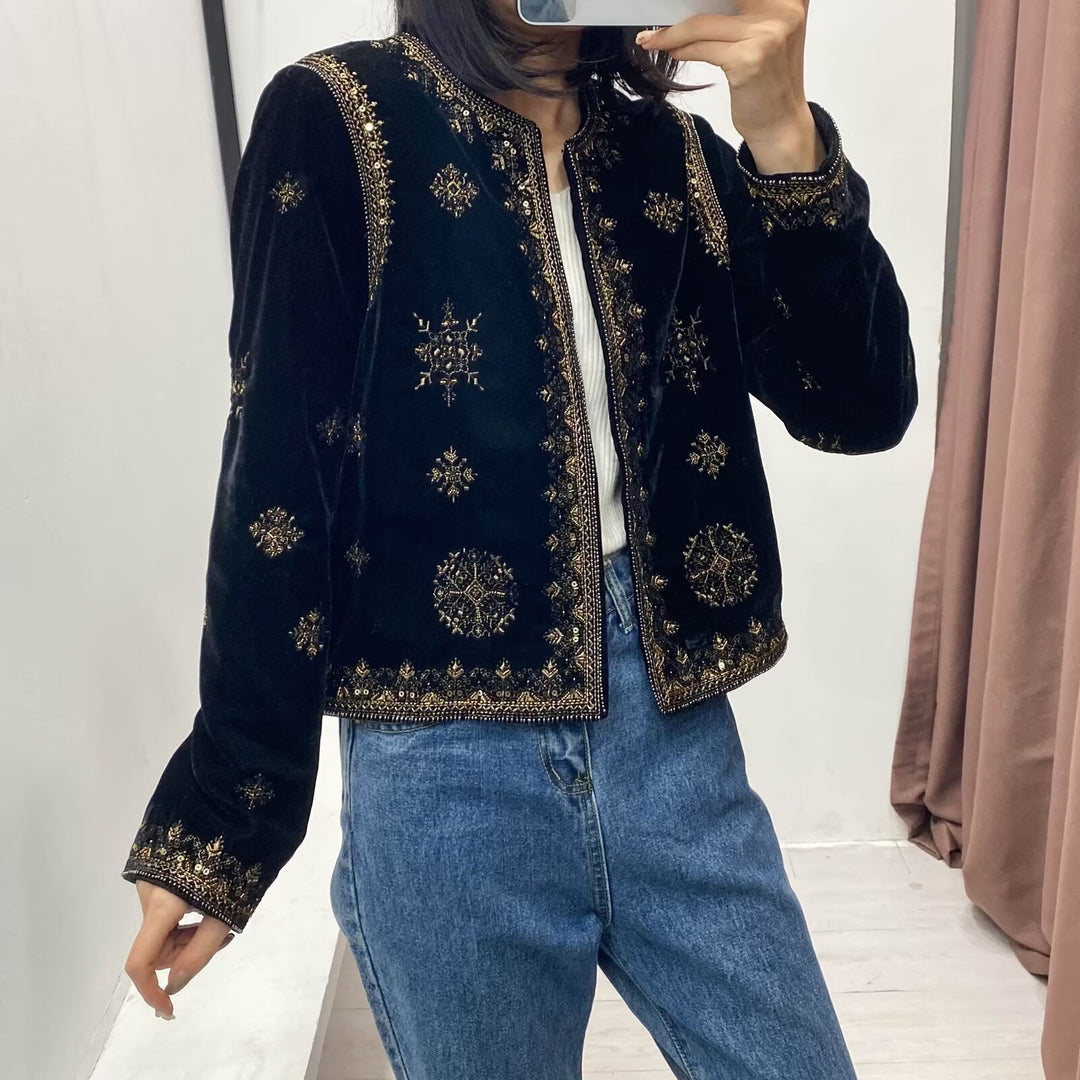 Damen Kurzsametjacke mit filigraner Metallstickerei und Perlenbesatz Nord Taschen