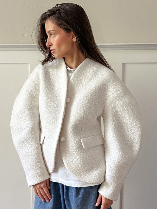Damen Kurzjacke im Bouclé-Stil mit Oversize-Ärmeln und Pattentaschen Nord Taschen