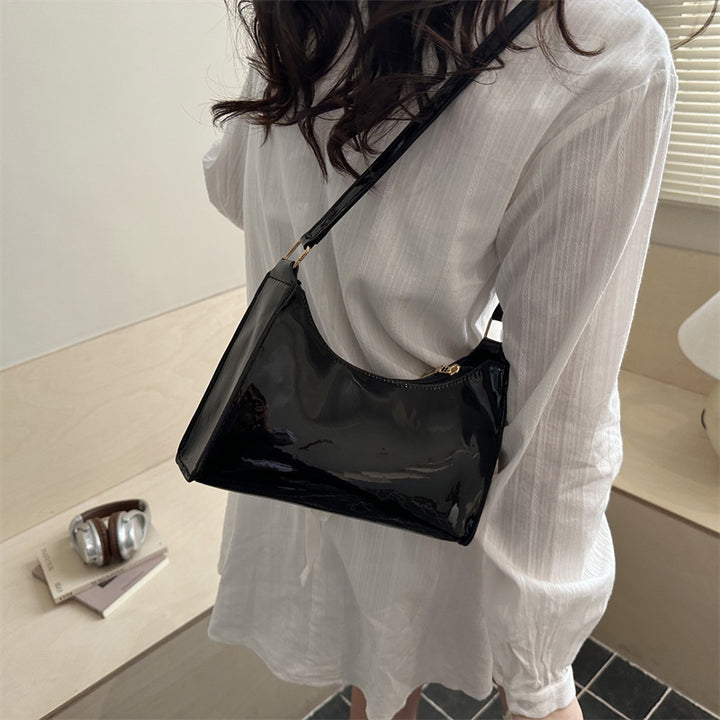 Damen elegante Handtasche im modernen Hochglanzdesign Nord Taschen