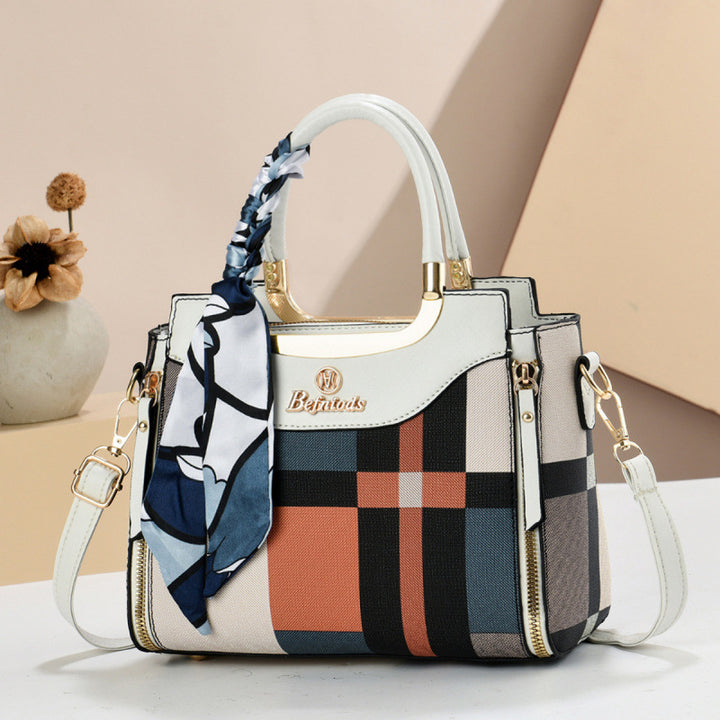 Damen Handtasche mit modernem Karomuster und elegantem Seiden-Schal Nord Taschen