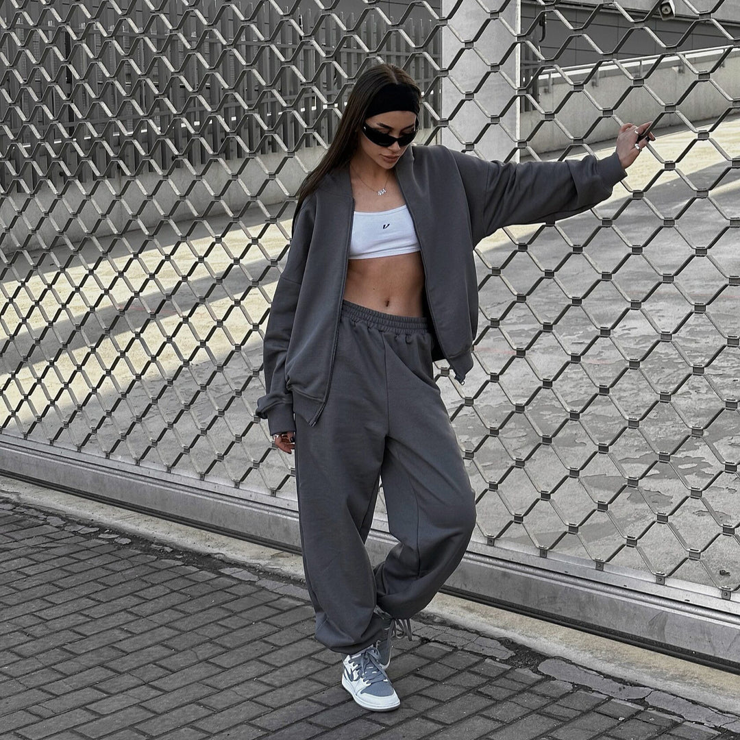 Damen Zip-Hoodie und Relax-Fit Jogginghose aus French-Terry mit elastischem Bund und Kängurutaschen Nord Taschen