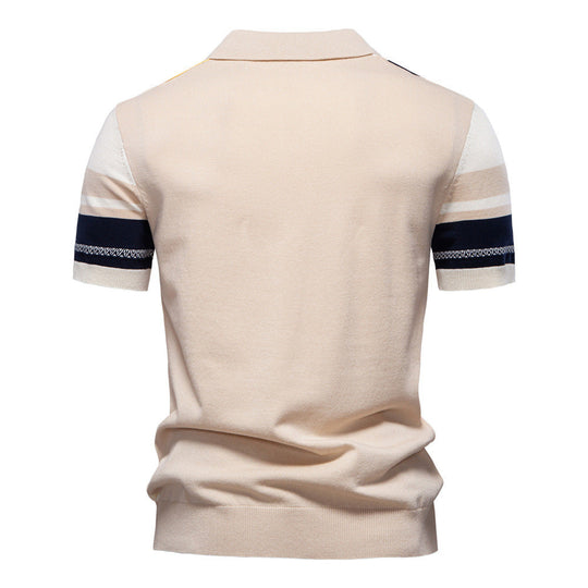 Herren nan retro-inspiriertes Strickpolo mit vertikaler Intarsienstruktur und offenem Kentkragen