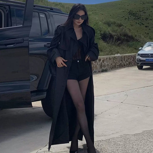 Damen Eleganter Baumwoll-Mix Trenchcoat mit asymmetrischer Schulterklappe und Bindegürtel Nord Taschen