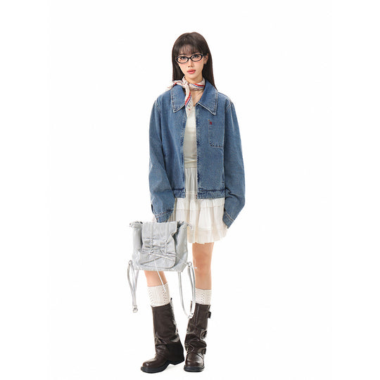 Damen Kurze Oversize-Denimjacke mit durchgehendem Reißverschluss und Brusttasche Nord Taschen