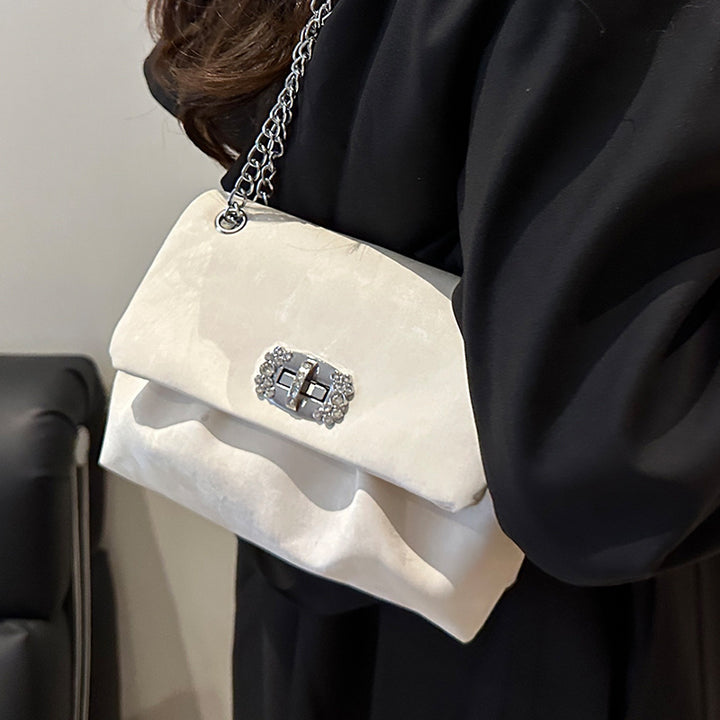 Damen Clutch Tasche mit elegantem Schmuckverschluss Nord Taschen