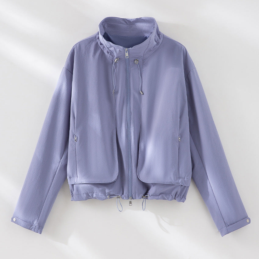 Damen Leichte Kurzjacke mit hohem Kragen, Tunnelzug und aufgesetzten Taschen Nord Taschen
