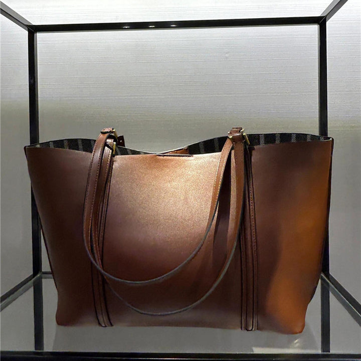 Damen Tragetasche mit eleganter Silhouette und geräumigem Innenraum Nord Taschen