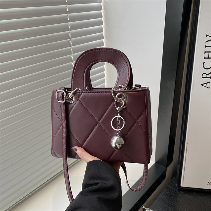 Damen Handtasche im modernen Steppmuster Nord Taschen