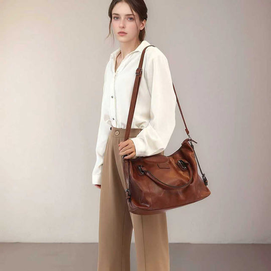 Damen Handtasche mit eleganter Silhouette und praktischer Innentasche Nord Taschen