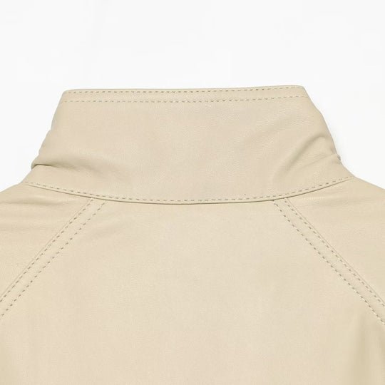 Damen Locker geschnittene Lederoptik-Übergangsjacke mit Stehkragen, Zwei-Wege-Reißverschluss und Kängurutaschen Nord Taschen