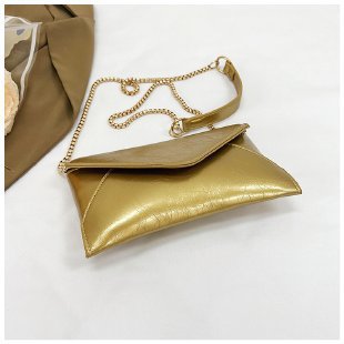 Damen Umhängetasche aus hochwertigem Kunstleder mit elegantem Kettenriemen Nord Taschen