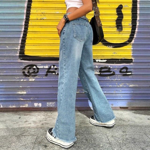 Damen weite Denim-Jeanshose mit Tribal-Applikation, rohem Saum und relaxed Fit Nord Taschen