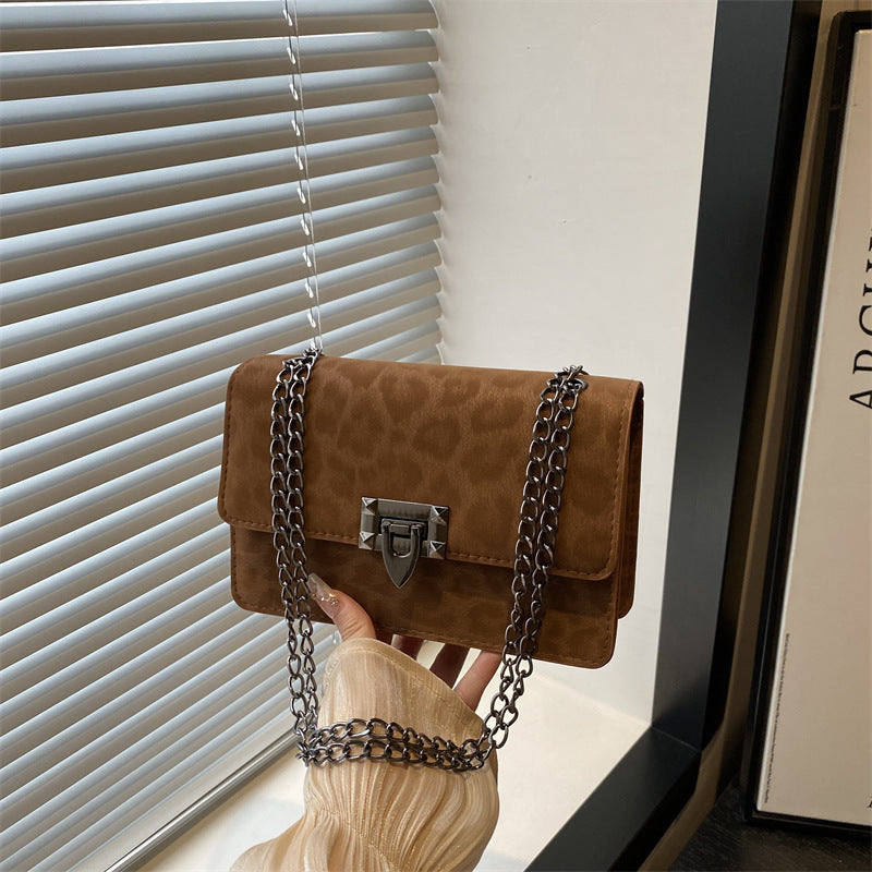 Damen Designer Umhängetasche mit edler Kettenverschlusstechnik Nord Taschen