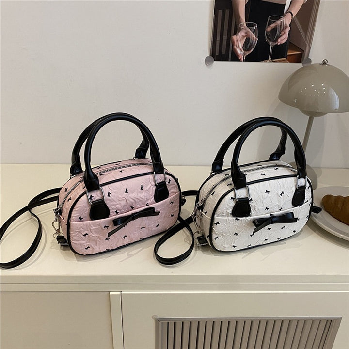 Damen Schultertasche mit eleganter Satin-Optik Nord Taschen