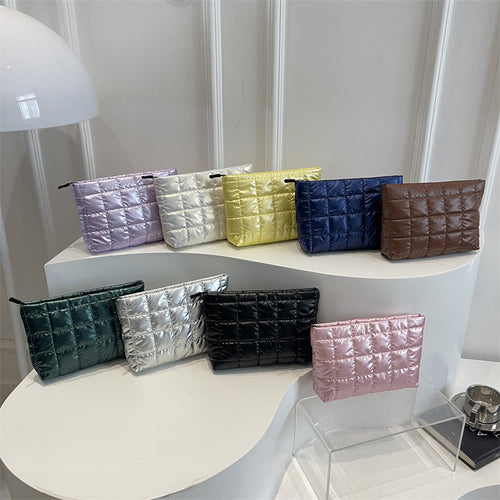 Damen elegante Clutch im modernen Steppmuster Nord Taschen