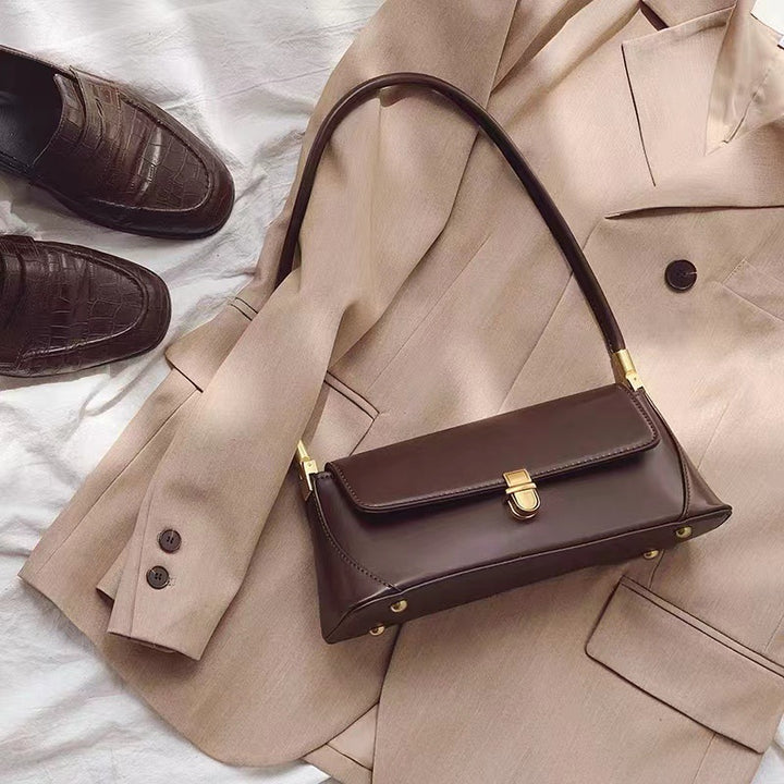 Damen Clutch-Tasche mit minimalistischer Silhouette und elegantem Klappenverschluss Nord Taschen