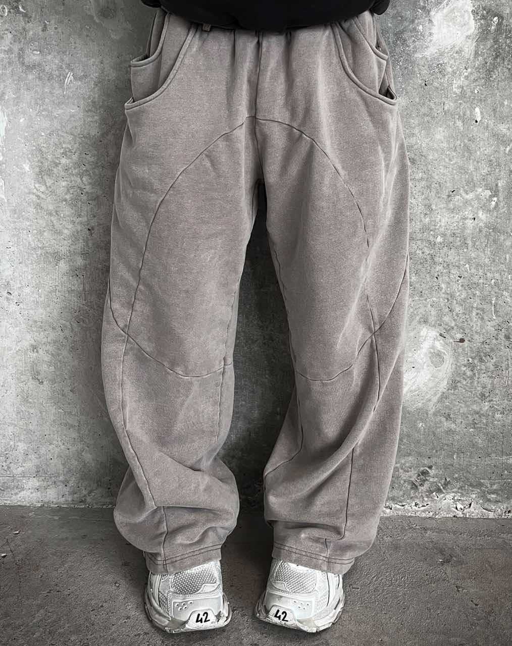 Herren nan Oversize-Freizeitjogger mit geschwungenen Nahtdetails, Kordelzugbund und elastischen Beinabschlüssen Nord Taschen