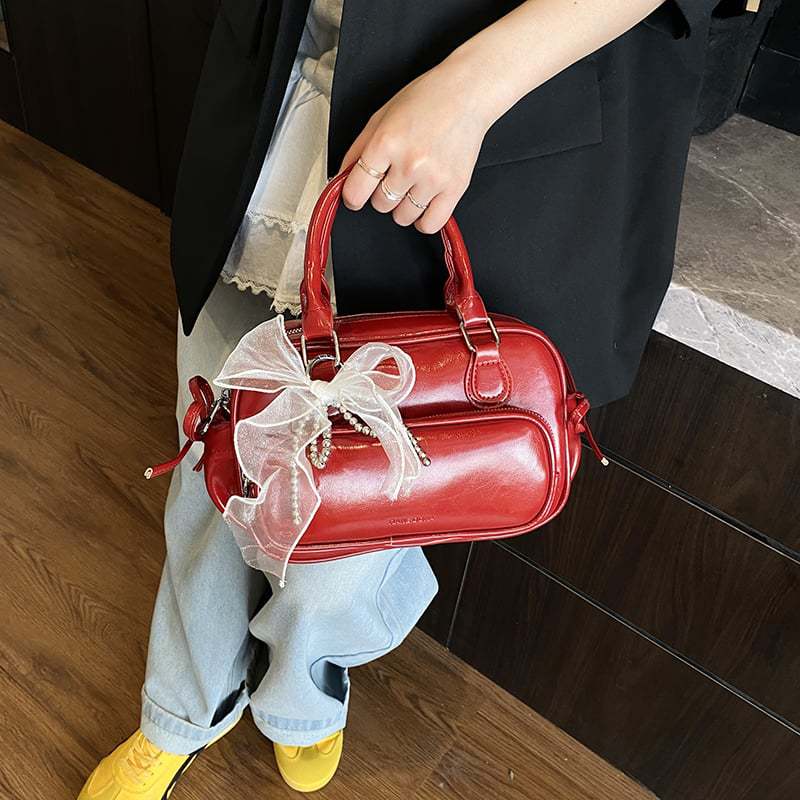 Damen Handtasche mit eleganter Verzierung Nord Taschen