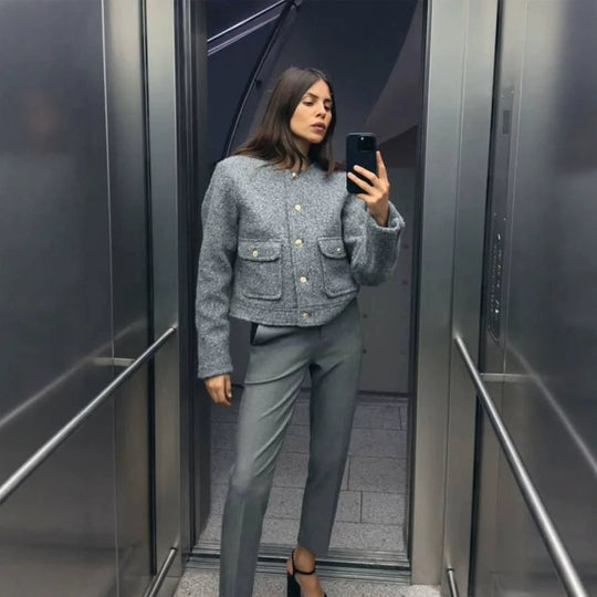 Damen Boxy Wollmix-Boucléjacke im Cabanstil mit Rundhalsausschnitt & goldfarbenen Zierknöpfen Nord Taschen