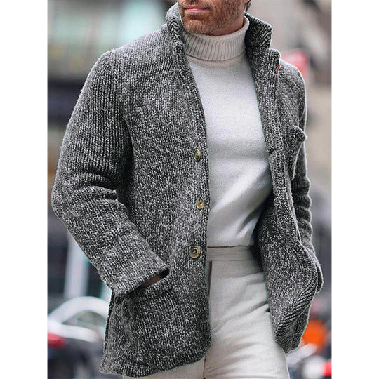 Herren Grobstrick-Cardigan-Jacke mit hohem Stehkragen und aufgesetzten Taschen Nord Taschen
