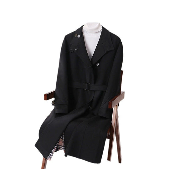 Herren Langgeschnittener Minimalistischer Trenchcoat mit Schalkragen und verstellbaren Ärmelriemen Nord Taschen