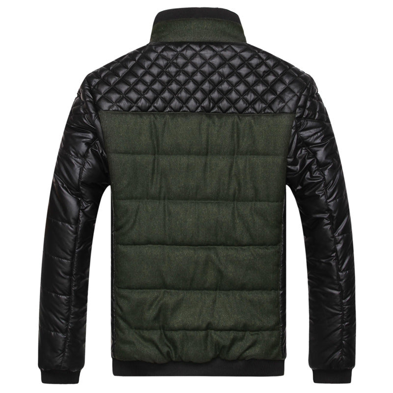 Herren Steppjacke im Material-Mix mit gesteppter Schulterpartie und Karofutter Nord Taschen