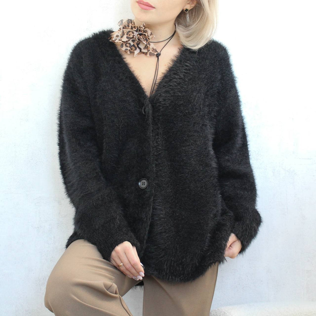 Damen Flauschige Mohair-Optik Strickjacke mit V-Ausschnitt und Oversize-Schnitt Nord Taschen