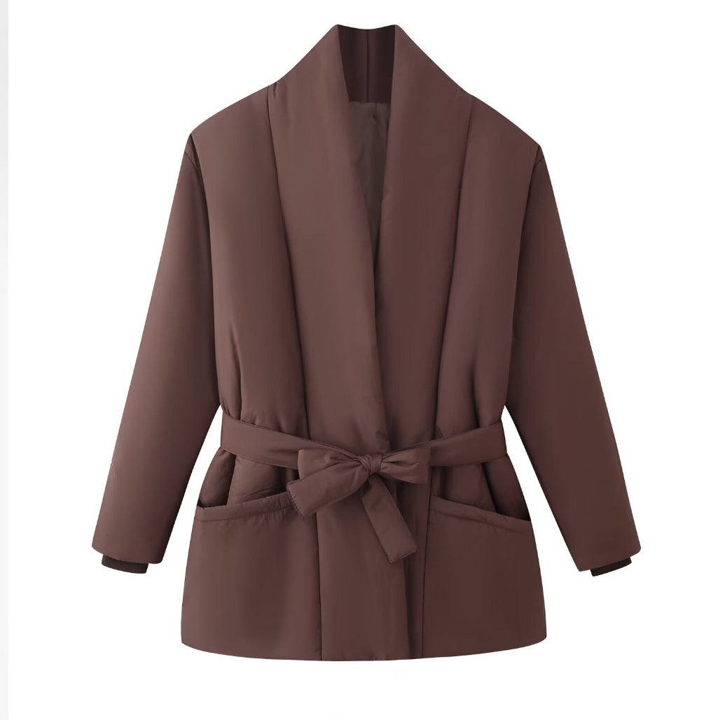 Damen Gesteppte Kurzjacke mit Schalkragen und Taillengürtel Nord Taschen